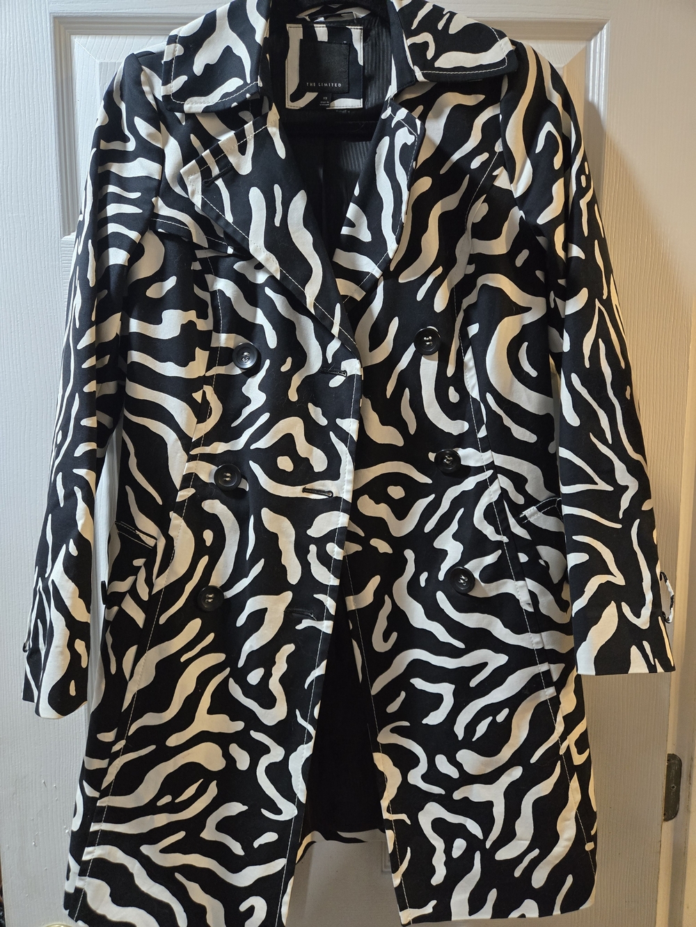 The Limited Zebra-Print Double-Breasted Trench Coat - Black & White